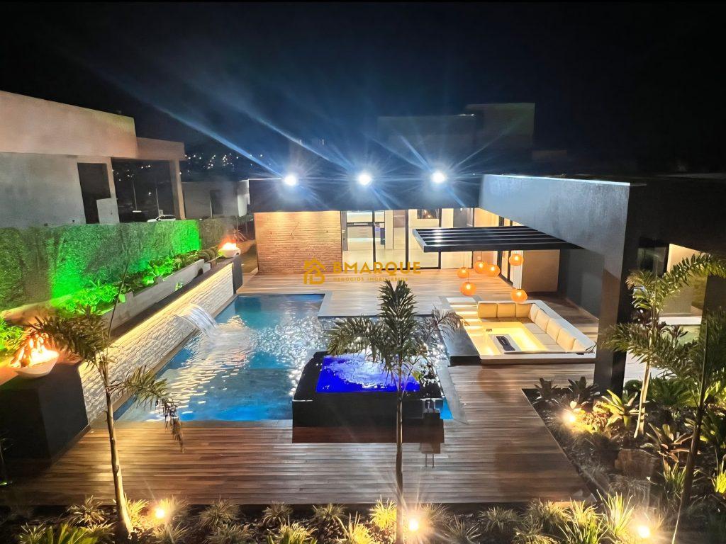Casa em Condomínio Alto Luxo em Igarapé – MG